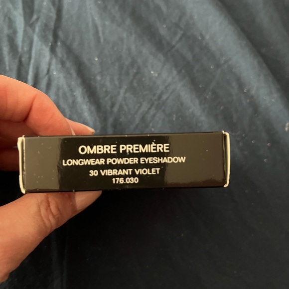 Chanel Ombre Première Longwear Eyeshadow - Picture 2 of 3